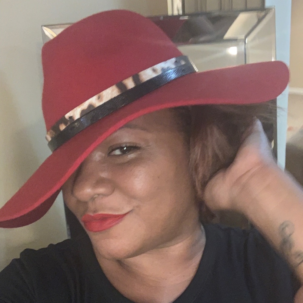 Meet your Posher, Tonya